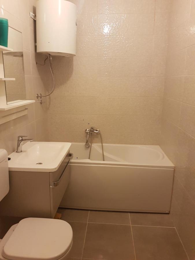 Apartment Sretni Dimnjacar Όσιγιεκ Εξωτερικό φωτογραφία